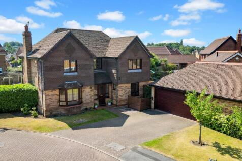Dovedale Close, Mansfield, NG18