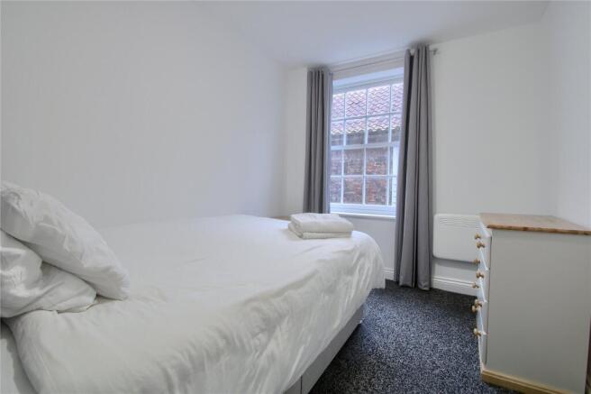 2 bed Flat for sale Image 5
