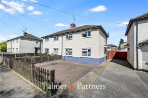 16, North Avenue, Chelmsford CM1 4JD