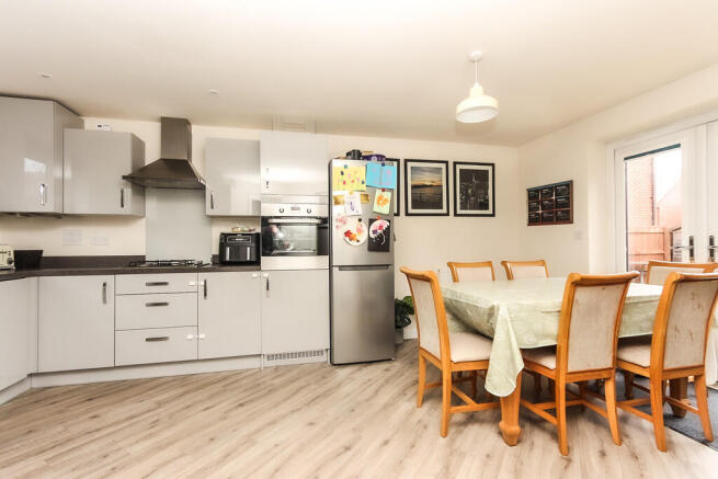 Kitchen/Dining Ro...