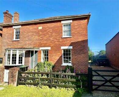 Pilley Green, Pilley, Lymington, Hampshire, SO41