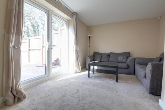 3 bed Semi-Detached for sale Image 6