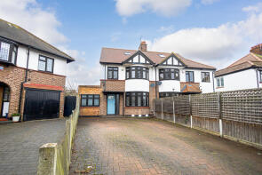 86, Earls Hall Avenue, Southend-on-sea SS2 6NU