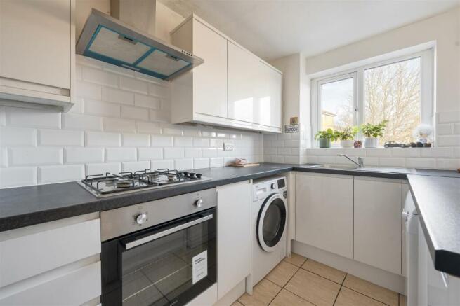 Greenacre Gardens, E17