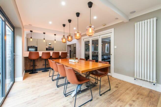 Kitchen/Dining Room