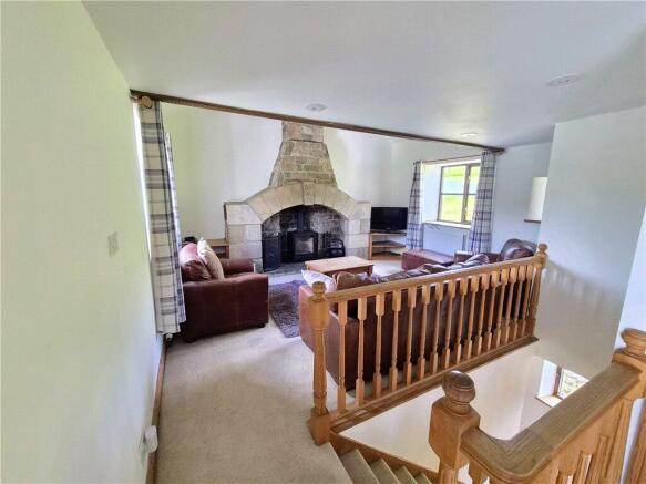 3 bed Detached to rent Image 8