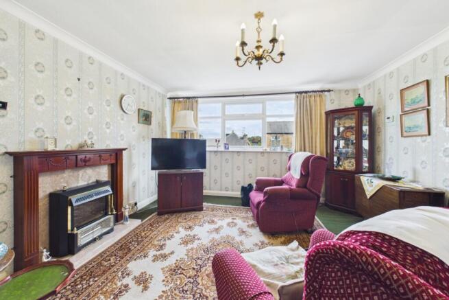 2 bed Flat for sale Image 7
