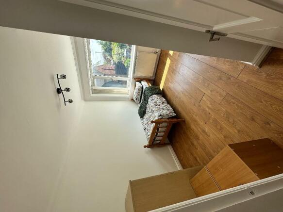Photo 48