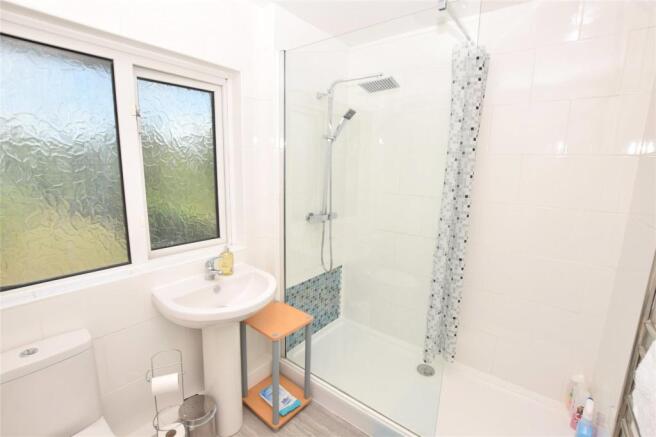 Family Shower Room
