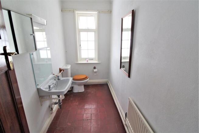 CLOAKROOM