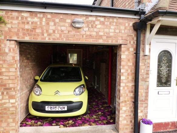 GARAGE