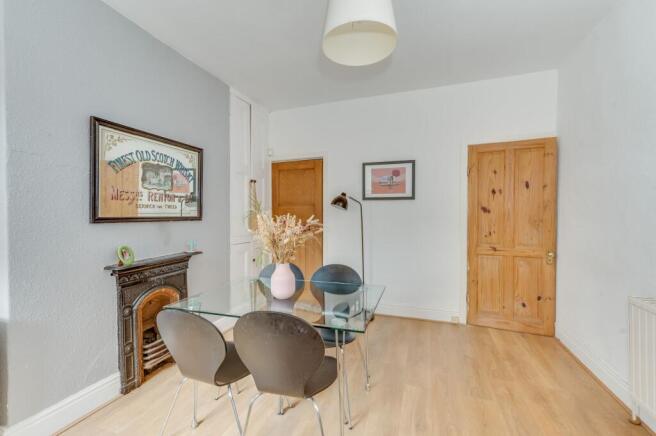 3 bed Terraced for sale Image 5