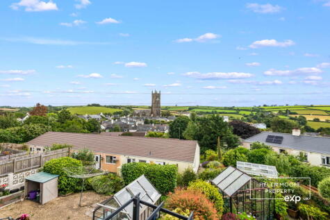 Seldons Close, Ugborough, Devon