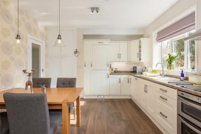 Wold View Kitchen Dining Room-5.jpg