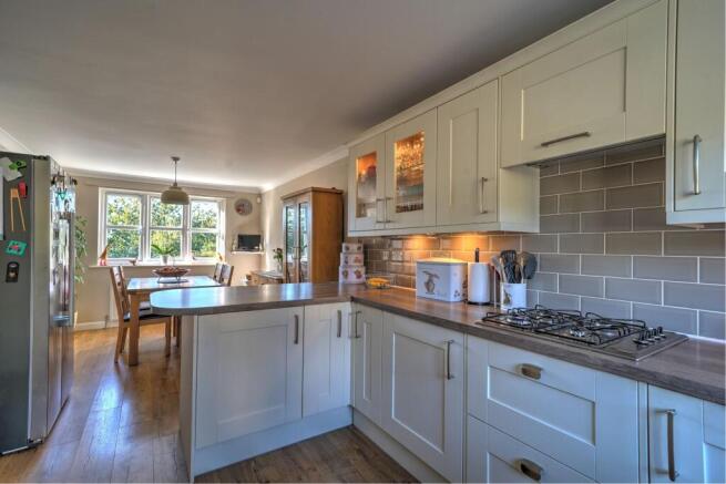 Fairways Drive, High Bickington photo 4