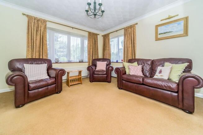 Lounge 1