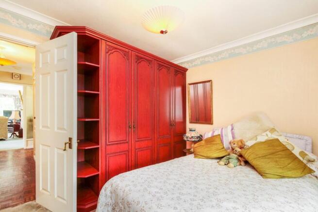 3 bed Detached Bungalow for sale Image 11