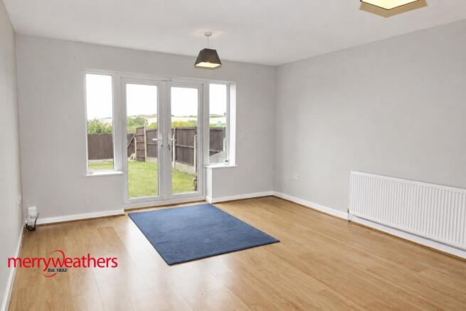 2 bed Town House for sale Image 4