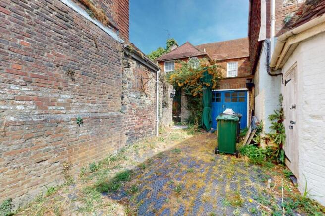 Wedgewood House, Angel Street, Petworth, GU28 0BG