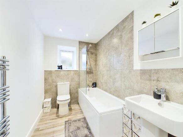 1 bed Apartment for sale Image 5