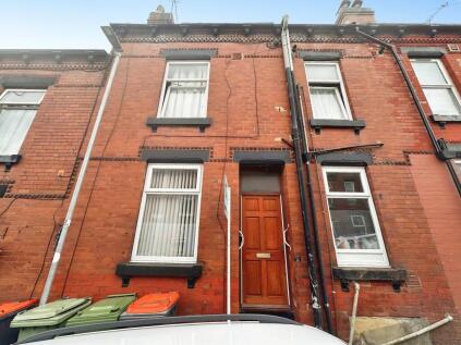 Moorfield Grove, Leeds, LS12