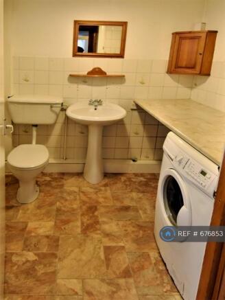 Downstairs Toilet/Utility Room