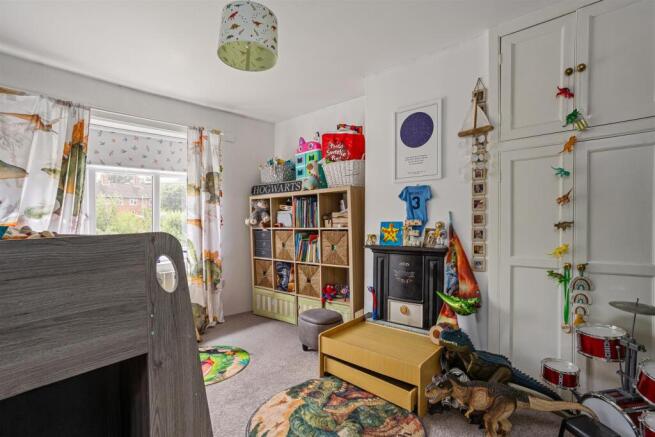 3 bed Semi-Detached for sale Image 11