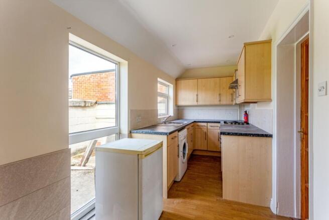 26 Eynsham Road 2...