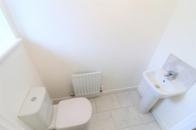3 bed House to rent Image 10