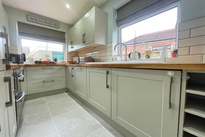 Kitchen/Breakfast Ro