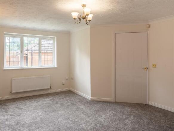 LIVING ROOM 2.jpg