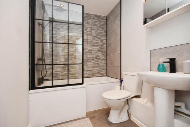 Modern Bathroom