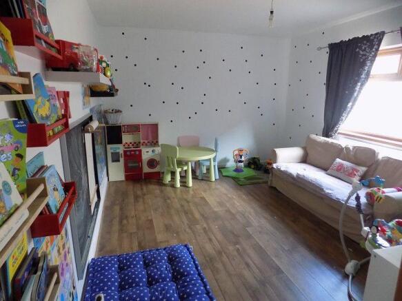 Reception 2/Bedroom 5