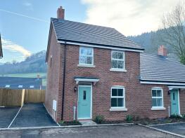 27, Rhodfa Owain Glyndwr, Llanfoist, Abergavenny NP7 9EJ