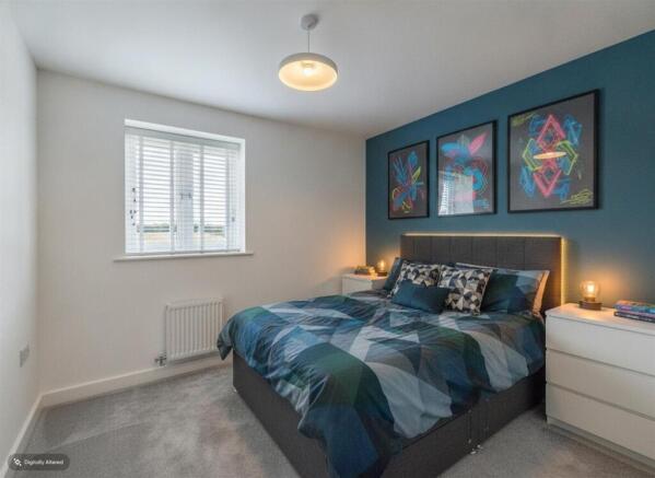 3 bed Semi-Detached for sale Image 10