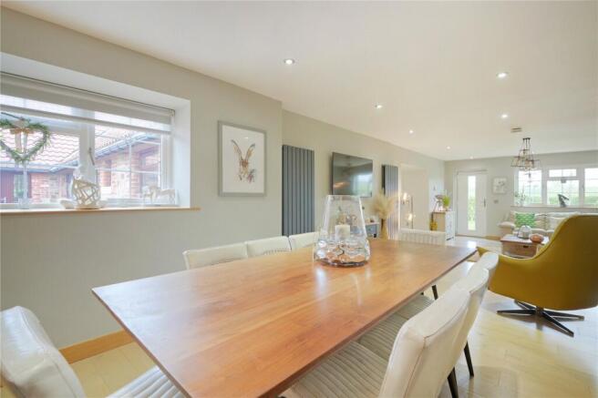 4 bed Barn Conversion for sale Image 12