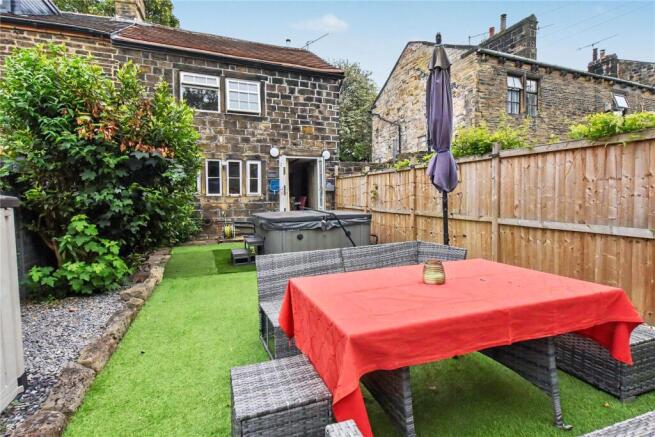 3 bed Semi-Detached for sale Image 6