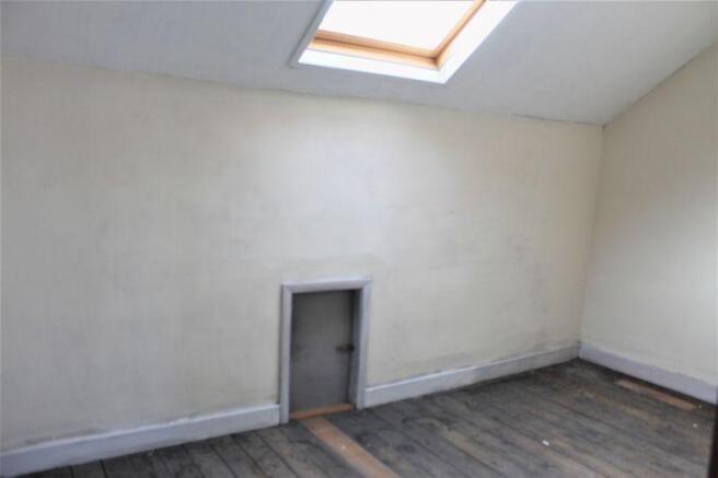 Attic Bedroom ...