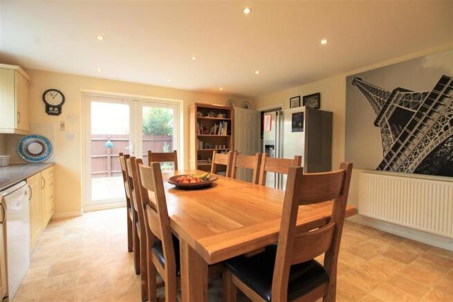 Kitchen/Breakfast