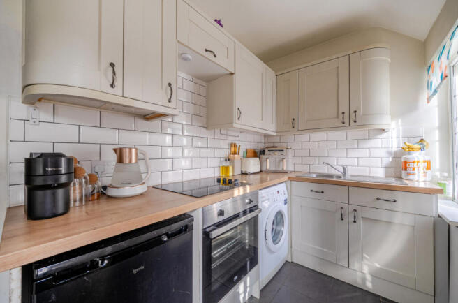 1421824-8-69a99fa...