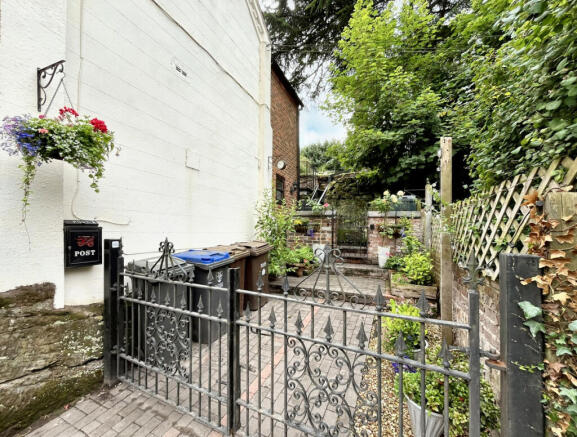 Photo 17