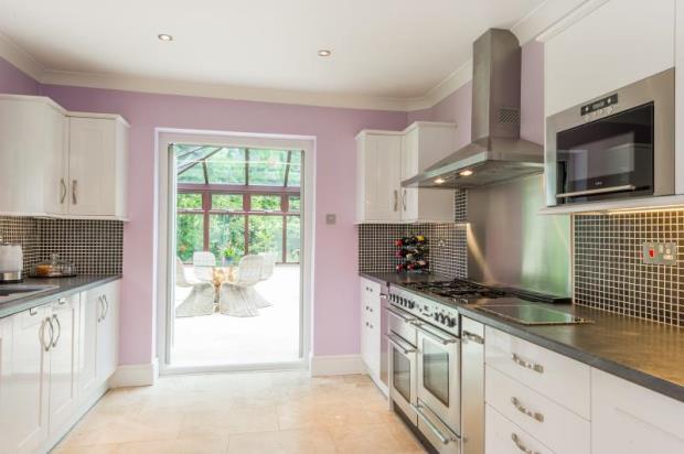 Kitchen/Breakfast