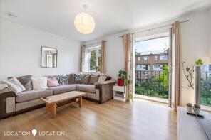 9, Lashio House, Clissold Crescent, Hackney, London N16 9BD