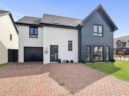 15, Royal Troon Drive, Elgin IV30 8BA