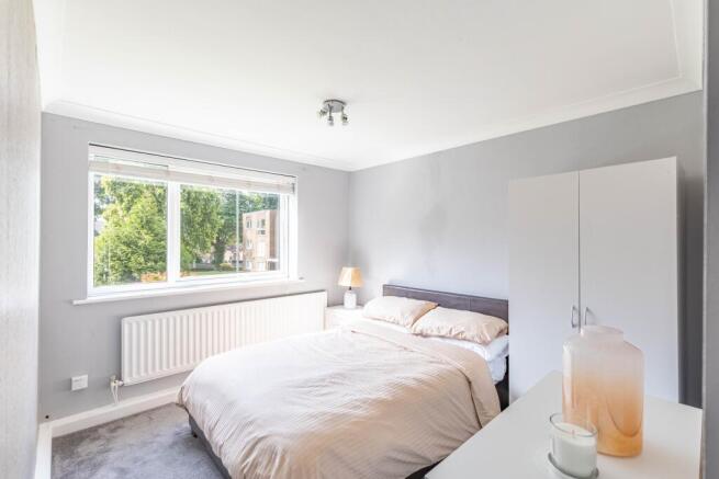 1 bed Flat for sale Image 5