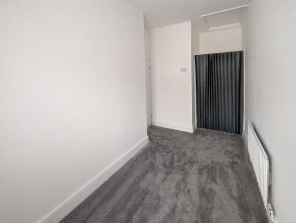 2 bed Terraced for sale Image 8