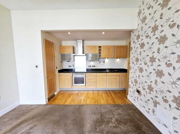 1 bed Flat for sale Image 4