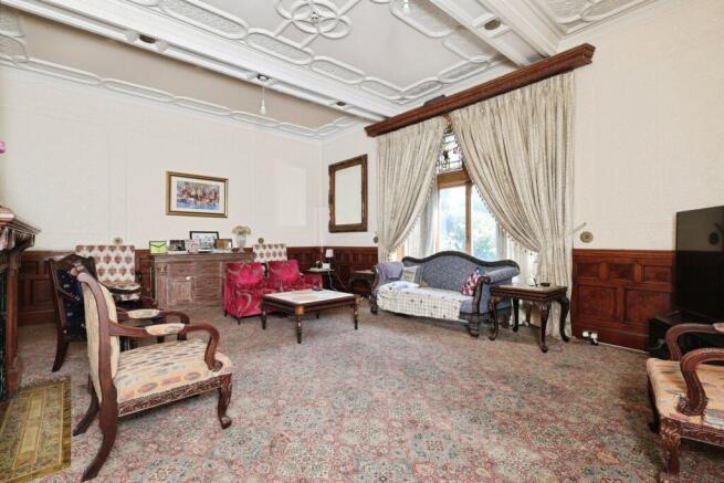 11 bed Manor House for sale Image 8