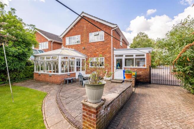 6 Grosvenor Road (Frampton)-9.jpg
