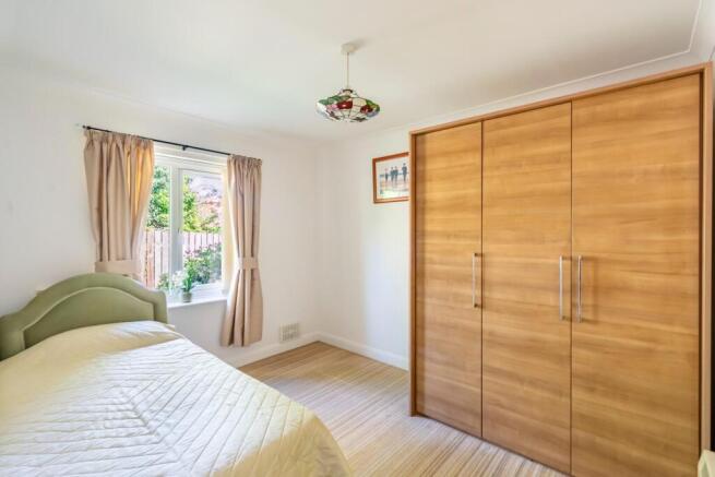 2 bed Apartment for sale Image 7